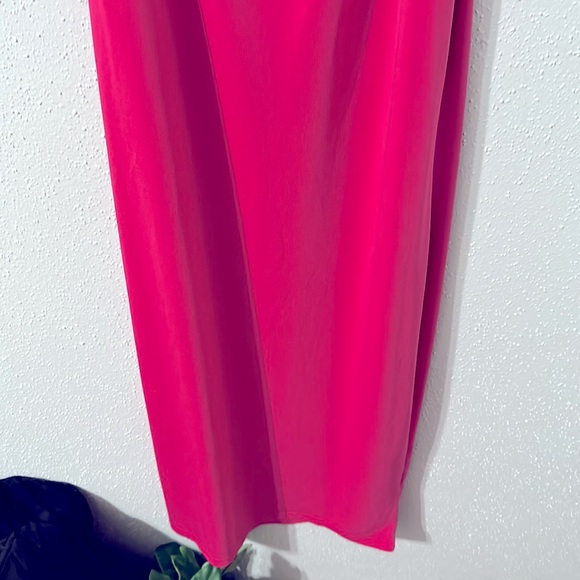 Hot Pink Sundress from Shein. Very Silk stretchy material - Picture 3 of 4